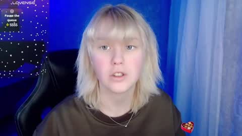 Snapshot of hot_isa7 chatting on January 8, 2025, 8:50 pm Yunona online show from January 8, 2025, 8:50 pm