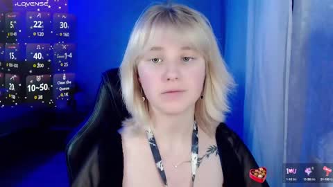 Snapshot of hot_isa7 chatting on January 21, 2025, 8:00 pm Yunona online show from January 21, 2025, 8:00 pm