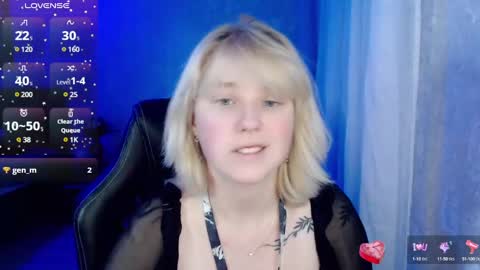 Snapshot of hot_isa7 chatting on January 21, 2025, 11:13 pm Yunona online show from January 21, 2025, 11:13 pm