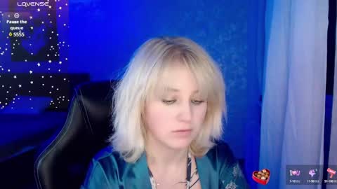 Snapshot of hot_isa7 chatting on January 26, 2025, 1:09 am Yunona online show from January 26, 2025, 1:09 am