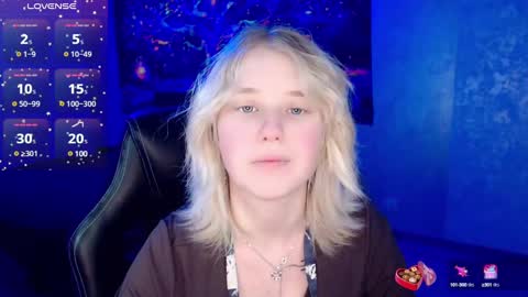 Snapshot of hot_isa7 chatting on February 19, 2025, 11:36 pm Yunona online show from February 19, 2025, 11:36 pm