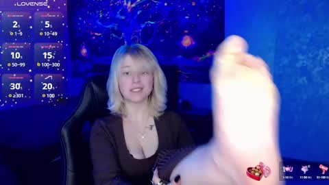 Snapshot of hot_isa7 chatting on February 23, 2025, 12:08 am Yunona online show from February 23, 2025, 12:08 am