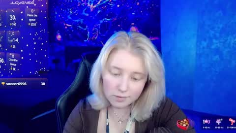 Snapshot of hot_isa7 chatting on March 4, 2025, 3:22 am Yunona online show from March 4, 2025, 3:22 am