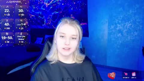 Snapshot of hot_isa7 chatting on March 10, 2025, 10:13 pm Yunona online show from March 10, 2025, 10:13 pm