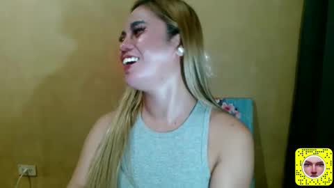 Snapshot of hot_jessyxoxo chatting on April 23, 2026, 5:59 pm Jessy online show from April 23, 2026, 5:59 pm