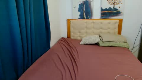 hot_kianxx online show from November 22, 2025, 11:09 am