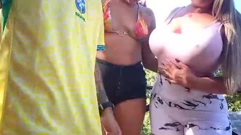 Snapshot of hot_kittens_xxx chatting on April 23, 2026, 1:24 pm kittens online show from April 23, 2026, 1:24 pm