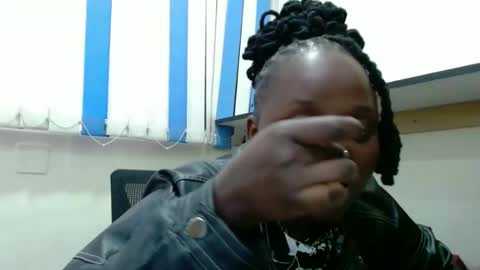 Linah online show from December 1, 2025, 10:31 am