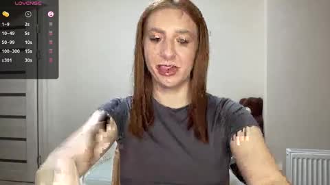 Lina online show from January 7, 2026, 6:21 pm