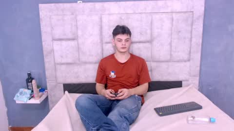 Snapshot of hot_lovesex chatting on January 5, 2025, 7:07 pm Hot Couple online show from January 5, 2025, 7:07 pm