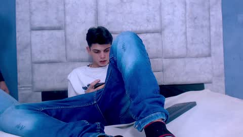 Snapshot of hot_lovesex chatting on January 13, 2025, 1:02 am Hot Couple online show from January 13, 2025, 1:02 am