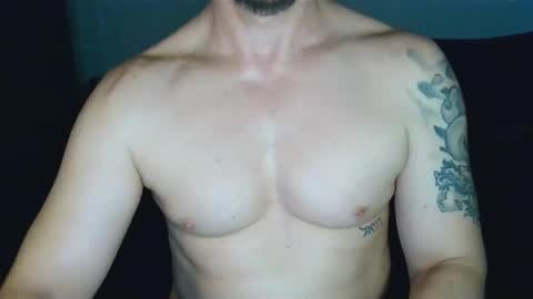 Snapshot of hot_mad chatting on May 17, 2026, 4:43 am hot_mad online show from May 17, 2026, 4:43 am