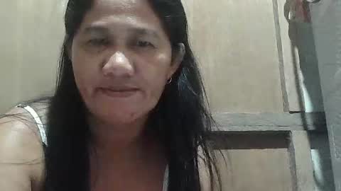 hotmama online show from June 17, 2026, 10:06 am