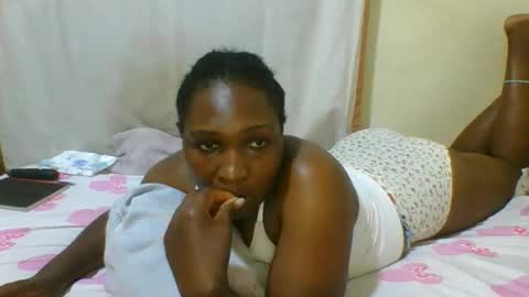Snapshot of hot_masha chatting on May 27, 2026, 10:45 am hot_masha online show from May 27, 2026, 10:45 am