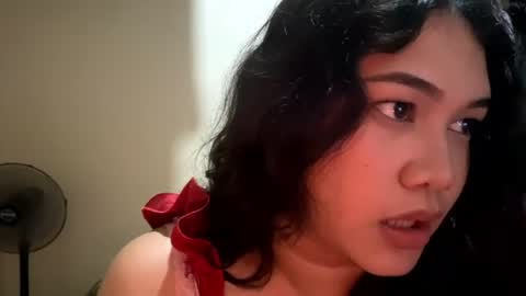 Snapshot of hot_moama chatting on July 21, 2026, 1:24 pm hot_moama online show from July 21, 2026, 1:24 pm