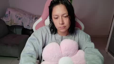 Snapshot of hot_mommymia chatting on June 30, 2026, 7:59 pm Mia online show from June 30, 2026, 7:59 pm