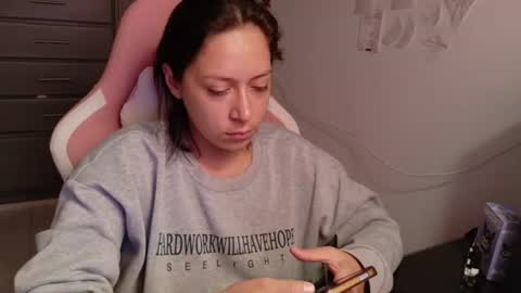Snapshot of hot_mommymia chatting on August 3, 2026, 3:16 pm Mia online show from August 3, 2026, 3:16 pm