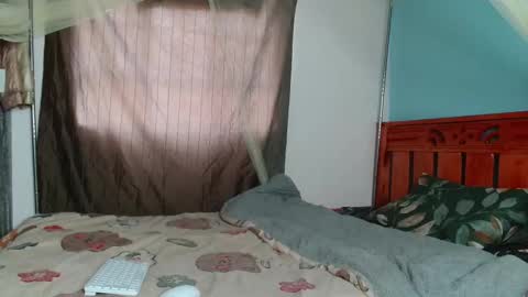 Snapshot of hot_moxie chatting on November 22, 2025, 6:01 am hot_moxie online show from November 22, 2025, 6:01 am