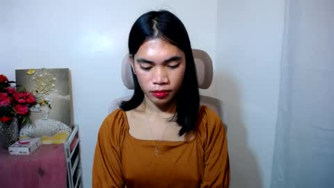Snapshot of hot_pauline chatting on July 13, 2026, 11:40 pm hot_pauline online show from July 13, 2026, 11:40 pm