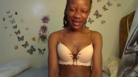 hot petite100 online show from October 29, 2025, 2:58 am
