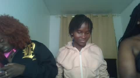 Snapshot of hot_petite12 chatting on July 25, 2026, 9:56 pm Petite online show from July 25, 2026, 9:56 pm