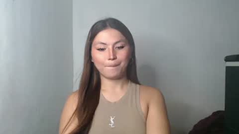 Snapshot of hot_precious_nikki chatting on April 1, 2026, 9:43 am Nikki online show from April 1, 2026, 9:43 am