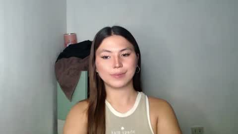 Snapshot of hot_precious_nikki chatting on April 19, 2026, 3:00 pm Nikki online show from April 19, 2026, 3:00 pm