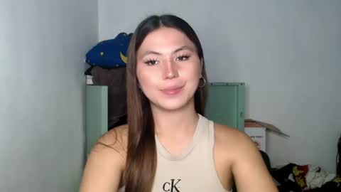 Snapshot of hot_precious_nikki chatting on April 26, 2026, 5:54 pm Nikki online show from April 26, 2026, 5:54 pm