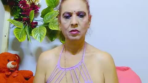 Snapshot of hot_queen58 chatting on July 19, 2026, 7:23 am hot queen online show from July 19, 2026, 7:23 am
