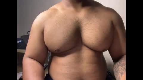 Snapshot of hot_roccohunter chatting on December 14, 2025, 5:29 pm pranit online show from December 14, 2025, 5:29 pm