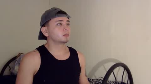 hot_ryyan online show from September 19, 2025, 7:10 am