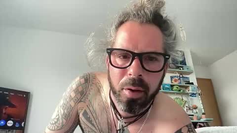 Snapshot of hot_sex83 chatting on February 25, 2025, 9:20 am letmedoo2 online show from February 25, 2025, 9:20 am