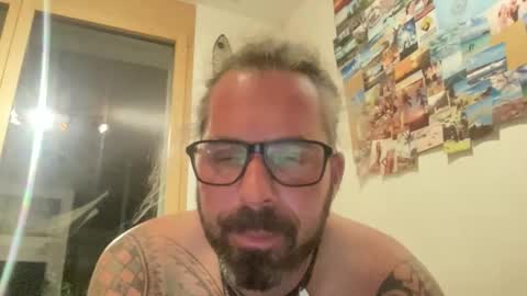 Snapshot of hot_sex83 chatting on October 16, 2025, 5:58 pm letmedoo2 online show from October 16, 2025, 5:58 pm