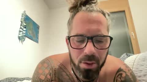 Snapshot of hot_sex83 chatting on December 13, 2025, 10:48 pm letmedoo2 online show from December 13, 2025, 10:48 pm