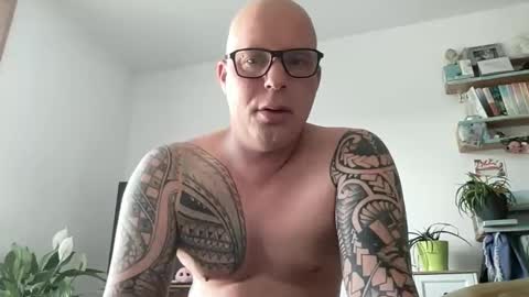 Snapshot of hot_sex83 chatting on May 19, 2026, 6:20 am letmedoo2 online show from May 19, 2026, 6:20 am