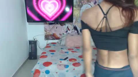 Snapshot of hot_skiiny chatting on October 19, 2025, 4:46 am hot_skiiny online show from October 19, 2025, 4:46 am