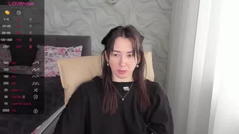 Snapshot of hot_squirtgirl chatting on February 17, 2026, 3:25 am Vasilisa online show from February 17, 2026, 3:25 am