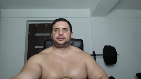 Stefano.. online show from September 29, 2025, 5:45 am