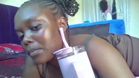 Snapshot of hot_sweetgal chatting on April 29, 2026, 11:25 am sweetserene online show from April 29, 2026, 11:25 am