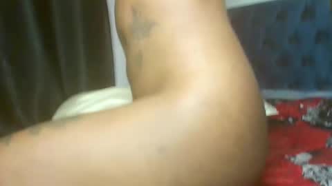 hot_velvet2 online show from March 16, 2026, 5:50 pm