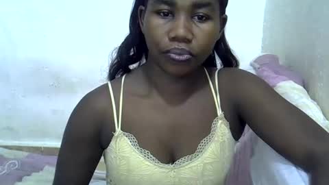 hotagrace online show from November 24, 2025, 5:12 pm