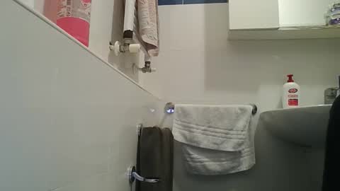 hotandwild2003 online show from February 14, 2026, 4:20 am