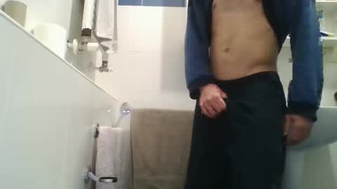 hotandwild2003 online show from April 7, 2026, 5:24 pm