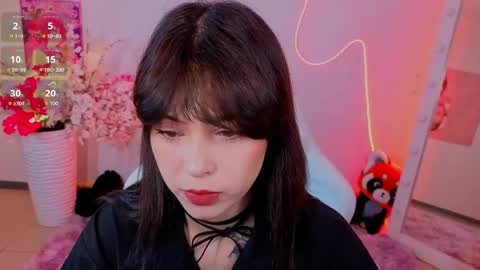 Hotary online show from May 17, 2026, 2:53 am