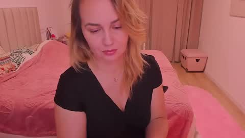 SweetBrendy online show from December 12, 2024, 11:07 am