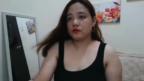 Lynn online show from December 15, 2025, 5:55 am