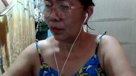 Snapshot of hotbetty_45 chatting on July 18, 2026, 11:14 am hotbetty_45 online show from July 18, 2026, 11:14 am