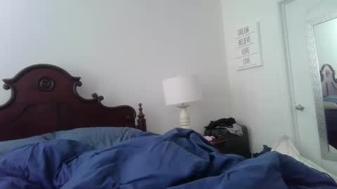 hotblondemilf1962 online show from February 18, 2025, 7:09 pm