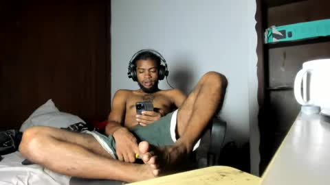 Snapshot of hotbody22_ chatting on July 10, 2026, 11:51 pm hotbody22_ online show from July 10, 2026, 11:51 pm
