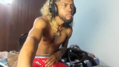 Snapshot of hotbody22_ chatting on July 13, 2026, 11:57 am hotbody22_ online show from July 13, 2026, 11:57 am